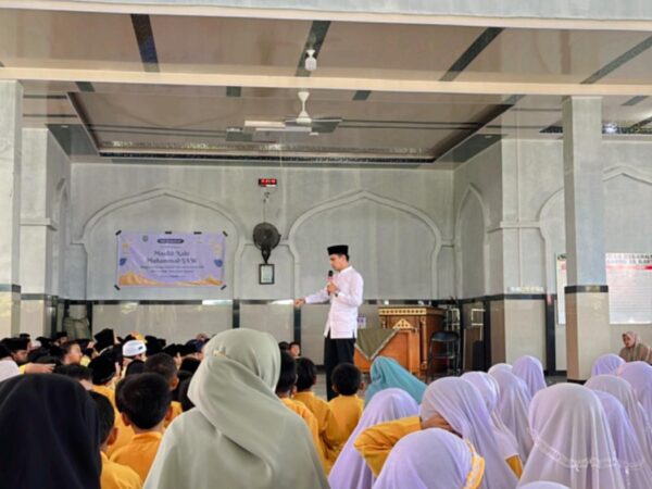 Memperingati Maulid Nabi Muhammad SAW 1446 H